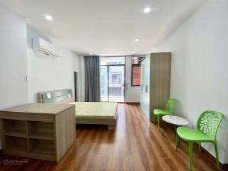 Cho thuê ch studio ban công  rộng 40m2  full nt  gần ngã tư hàng xanh