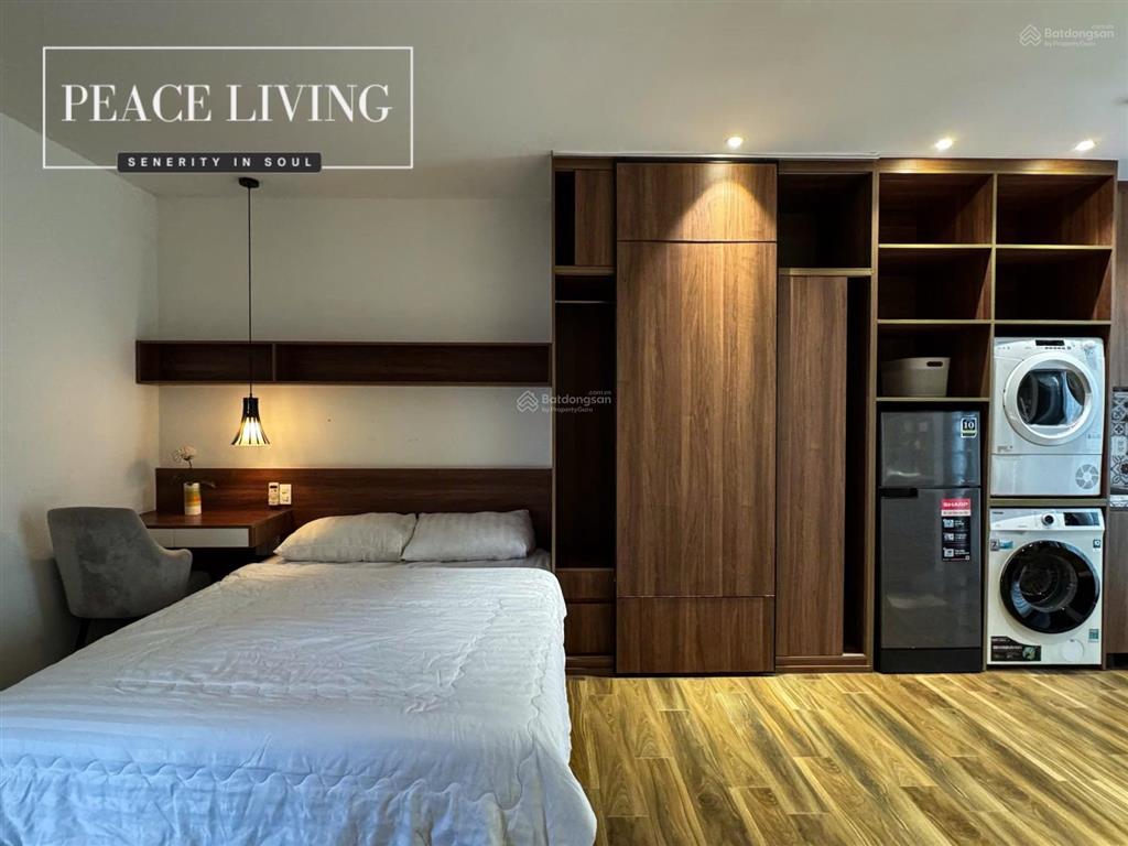 Cho thuê studio ban công full nt xịn xò  rộng 35m2  ngã tư hàng xanh
