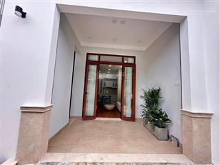 Chính chủ cần bán  nhà đẹp kiên cố ngay trung tâm bmt  giá thương lượng