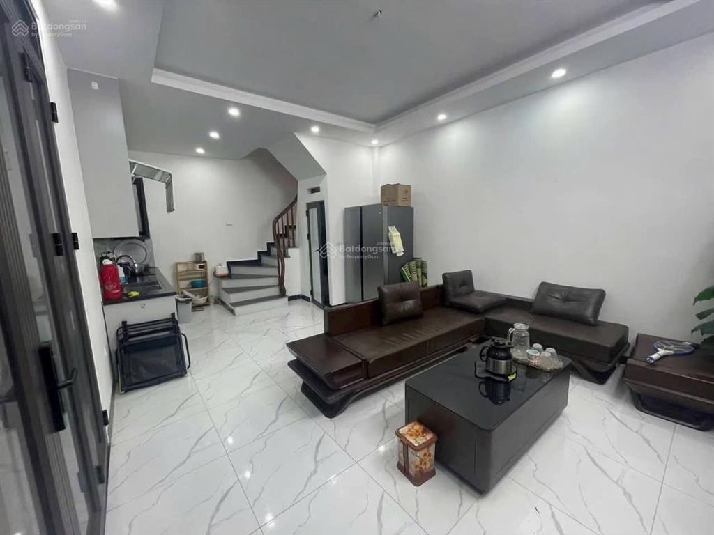 Trung tâm thanh trì 40m nhà dân xây ngõ thẳng giá chỉ 4.x