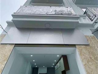 Ngọc hồi vĩnh khang nhà mới 5.5 tầng 4 ngủ hơn 5 đồng công năng đầy đủ với 4 phòng