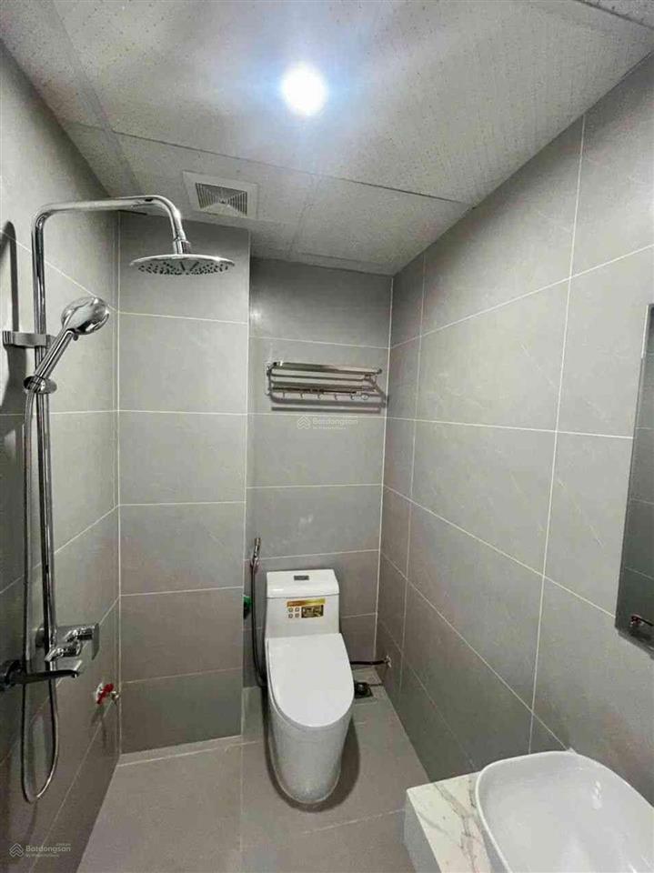 Ngọc hồi vĩnh khang nhà mới 5.5 tầng 4 ngủ hơn 5 đồng công năng đầy đủ với 4 phòng
