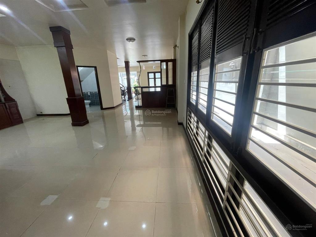 Hạ giá 4 tỷ, nhà hẻm 3/2 quận 10  dt 9 x 20m ( 160m2 đất )  nhà khu biệt thự  giá chốt 29 tỷ