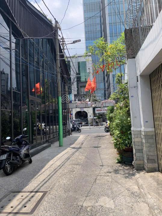 Giá cực hot! bán gấp nhà góc 2mt hẻm nguyễn thị minh khai, q.1  nhà 3 lầu  giá chỉ 14 tỷ