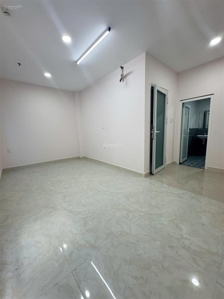 Chỉ 45 tỷ có ngay building 2mt 1 hầm + 6 tầng đường lý thái tổ quận 10