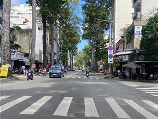 Con đi du học úc nên bán gấp nhà 139 nguyễn chí thanh, q.5  k/c 5 tầng thang máy  giá chỉ 70 tỷ