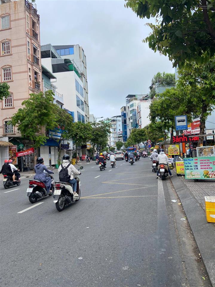 Building văn phòng đường bạch đằng giáp công viên với 2326.3m2 sàn  hầm 8 tầng  giá 147 tỷ