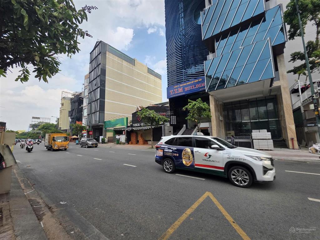 Building văn phòng đường bạch đằng giáp công viên với 2326.3m2 sàn  hầm 8 tầng  giá 147 tỷ