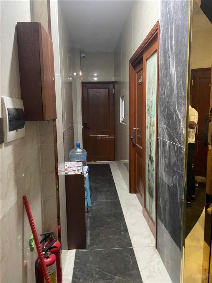 Chdv cao cấp đường thành thái, q.10  nhà xây 1 hầm + 7 tầng  hđt 80tr  pccc đầy đủ  giá 21 tỷ