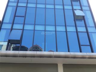 Tôi cho thuê nhà đường dịch vọng hậu, 140m2 * 6,5 tầng 1 hầm, thông sàn, thang máy, giá 120 triệu