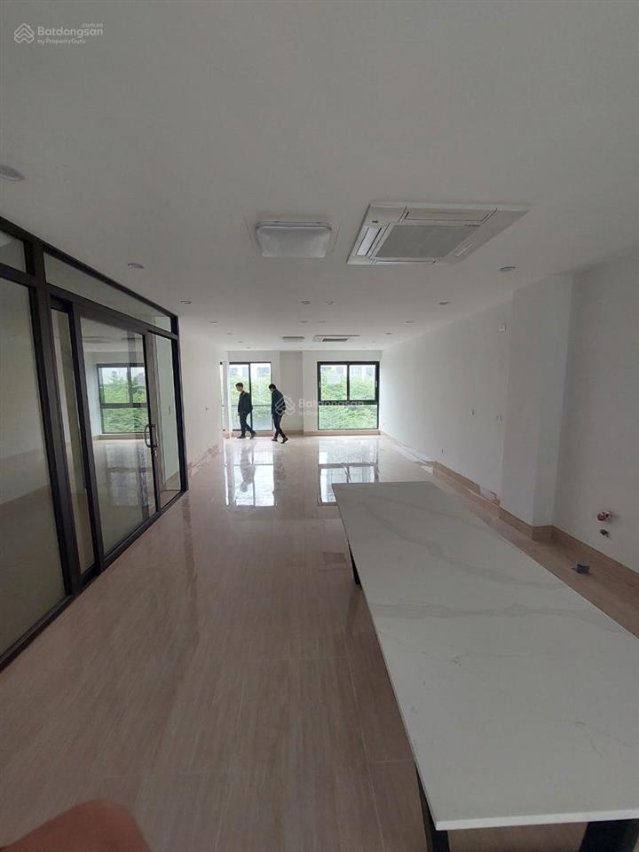 Cho thuê nhà kđt hoàng thành mỗ lao, đường nguyễn văn lộc, 150m2* 5tầng, giá 55 tr/th có thang máy