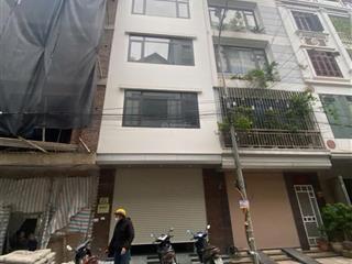 Cho thuê nhà mặt phố nguyễn xiển, thanh xuân, dt 65m2 * 7 tầng, thông sàn, thang máy, giá 45 triệu