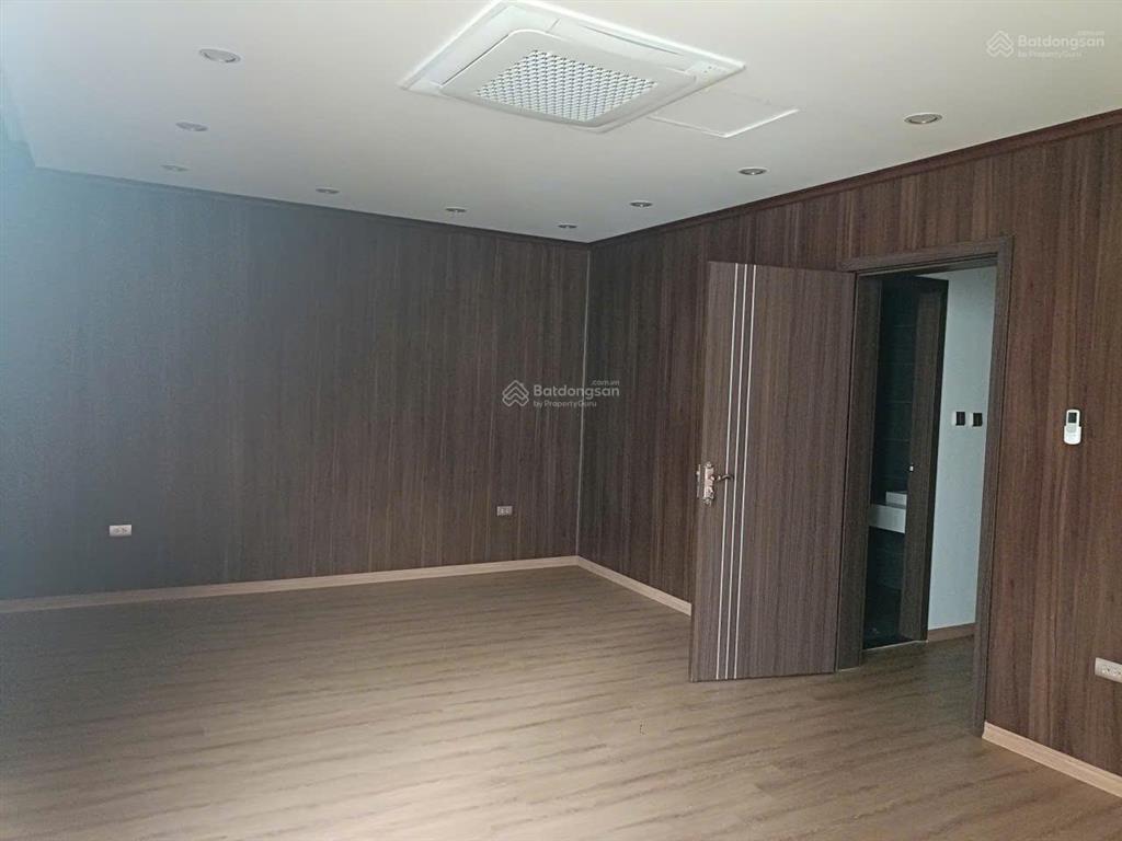 Cho thuê nhà lô góc ngay kđt trung yên 10 đường lưu quang vũ, dt 115m2 xd 80m*4 tầng,  0968 120 ***
