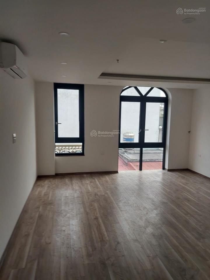 Cho thuê nhà lô góc ngay kđt trung yên 10 đường lưu quang vũ, dt 115m2 xd 80m*4 tầng,  0968 120 ***