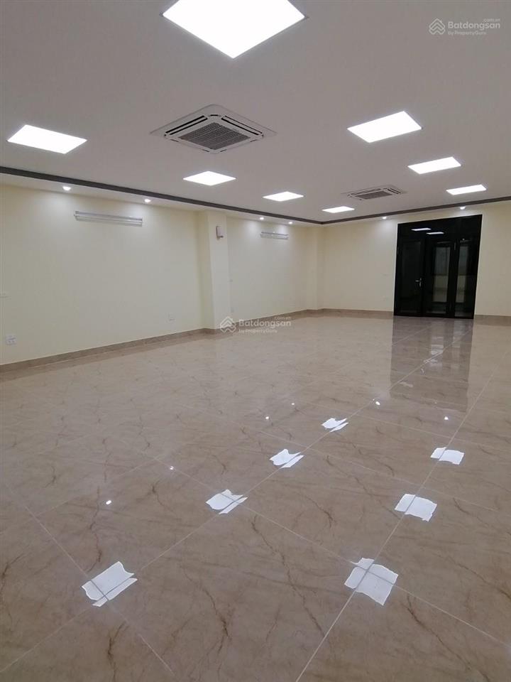 Cho thuê toà nhà phố xuân la,tây hồ dt 260m * 8 tầng 1 hầm,thang máy,giá 250 triệu,  0968 120 ***