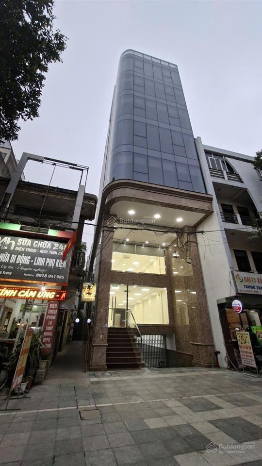 Cho thuê nhà mặt phố quang trung, hà đông, 160m2 * 8 tầng 1 hầm,lô góc giá 110 triệu.  0968 120 ***