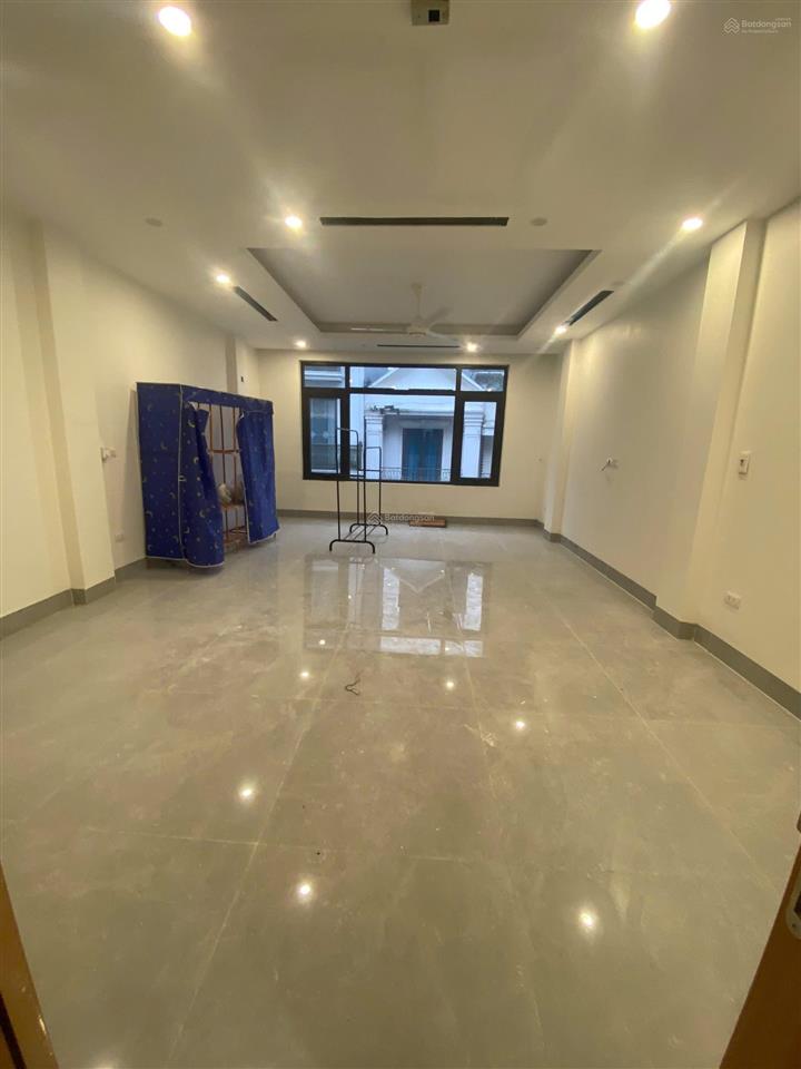 Cho thuê nhà nam trung yên, cầu giấy, dt 100m2 * 7 tầng 1 hầm, thông sàn, thang máy.  0968 120 ***