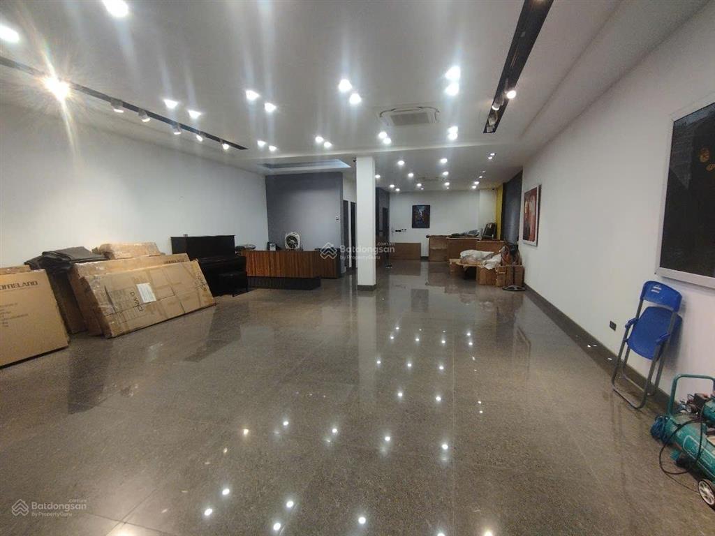 Cho thuê nhà liền kề louis đại mỗ,dt 100m * 5 tầng,mt 6m,giá 37 triệu,có thang máy, 0968 120 ***