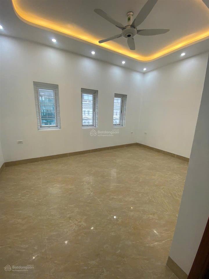 Cho thuê nhà liền kề louis đại mỗ,dt 100m * 5 tầng,mt 6m,giá 37 triệu,có thang máy, 0968 120 ***