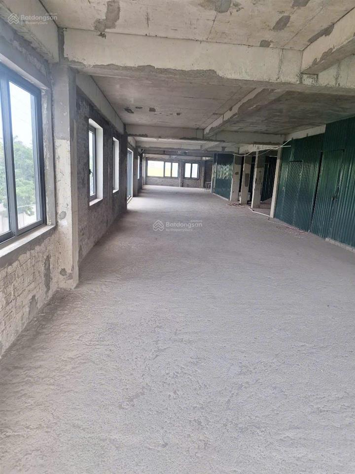 Tôi cho thuê kho quất động, thường tín diện tích 9000m², đầy đủ pccc, có nhà điều hành, xuất vat