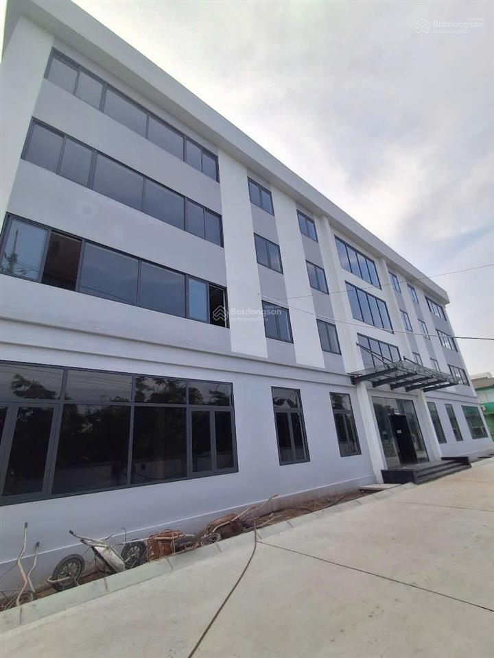 Tôi cho thuê kho quất động, thường tín diện tích 9000m², đầy đủ pccc, có nhà điều hành, xuất vat