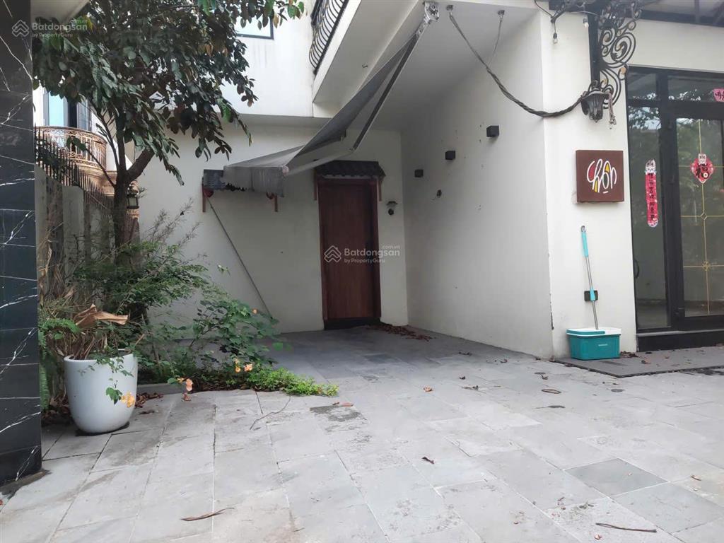 Cho thuê nhà thành phố giao lưu phạm văn đồng,đất 230m xd 90m * 4 tầng,giá 40 triệu, 0968 120 ***