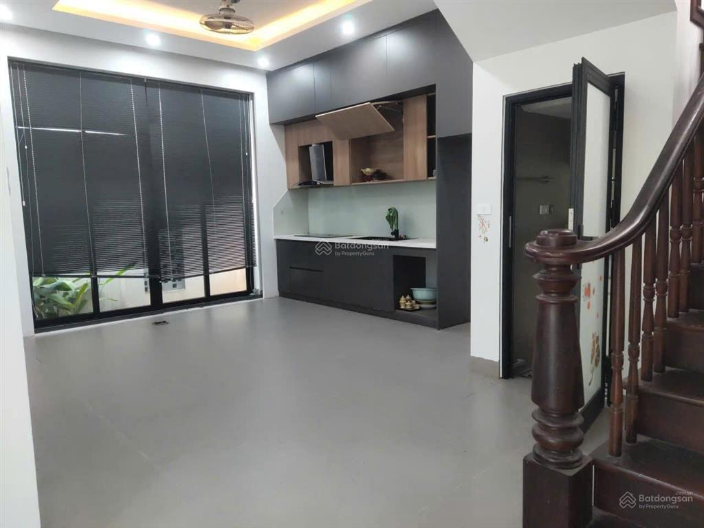 Cho thuê nhà thành phố giao lưu phạm văn đồng,đất 230m xd 90m * 4 tầng,giá 40 triệu, 0968 120 ***
