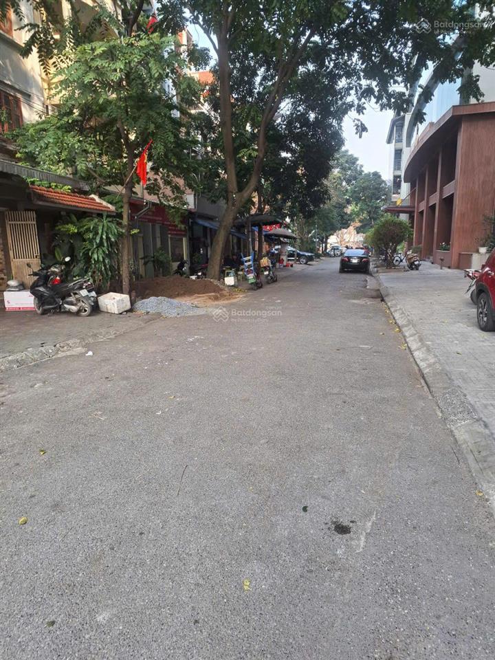 Cho thuê nhà lô góc ngay kđt trung yên 10 đường lưu quang vũ, dt 115m2 xd 80m*4 tầng,  0968 120 ***