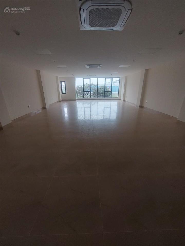 Cho thuê nhà mặt phố mễ trì thượng, diện tích 60m2 * 8 tầng, thông sàn, thang máy giá 36 triệu
