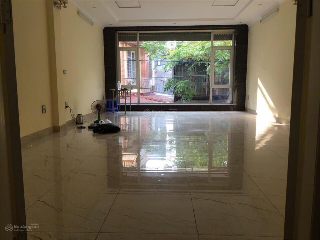 Cho thuê nhà mặt phố mễ trì thượng, diện tích 60m2 * 8 tầng, thông sàn, thang máy giá 36 triệu