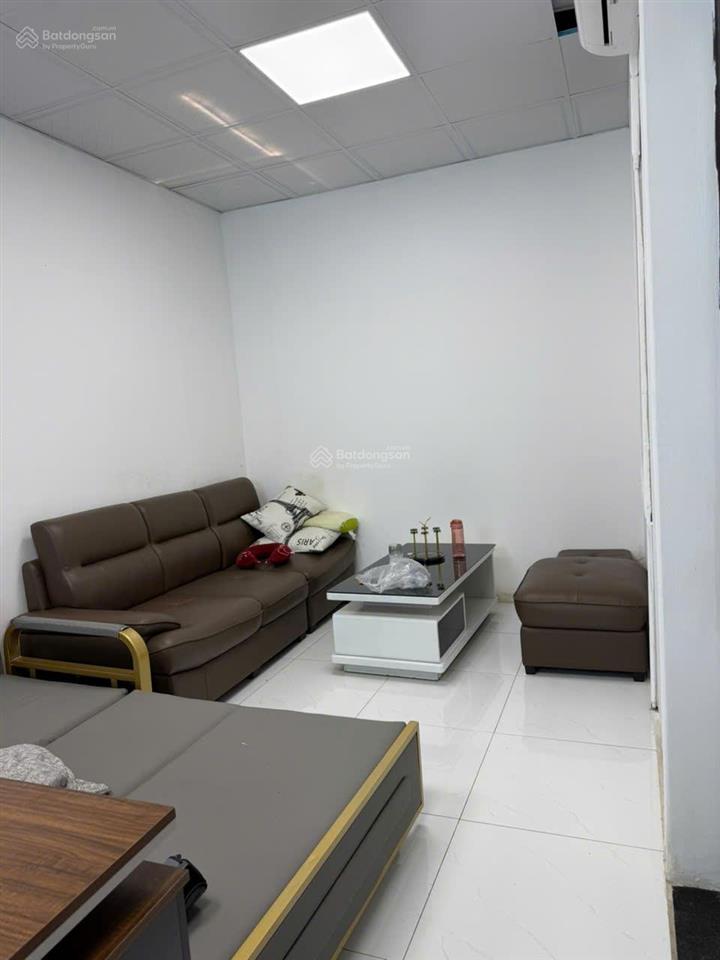 Cho thuê nhà vinhomes hàm nghi, dt 95m * 5 tầng, giá 50 triệu có thang máy,  0968 120 ***