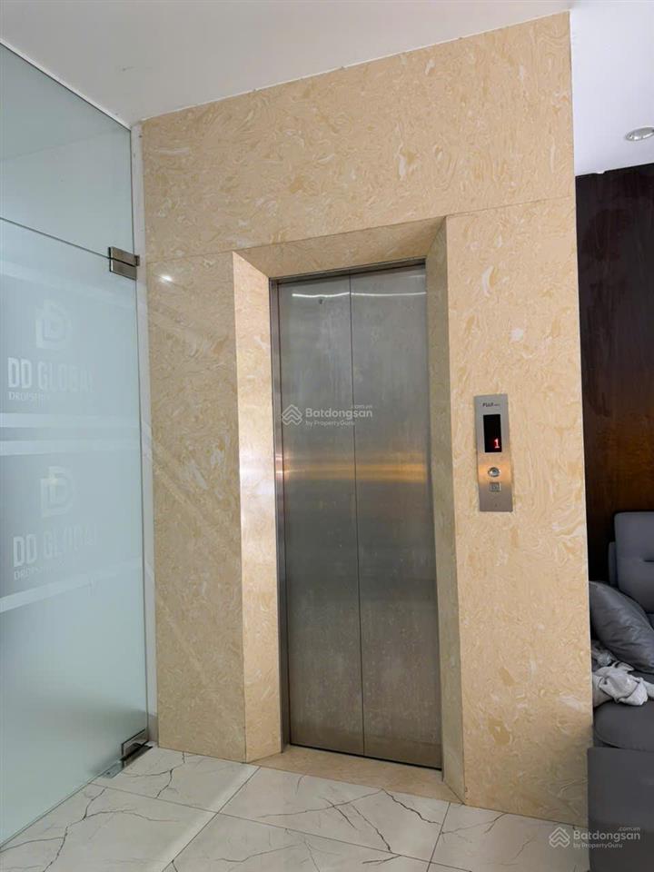 Cho thuê nhà ngõ 6 mạc thái tổ, dt 60m * 7 tầng, thông sàn, thang máy cuối nhà,  0968 120 ***