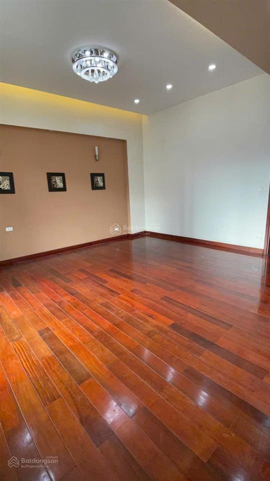 Cho thuê nhà khu đô thị mới dịch vọng,cầu giấy, đất 130m xd 110m* 6 tầng 1 hầm,full đồ giá 70 triệu