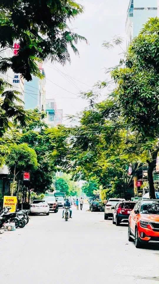 Cho thuê nhà liền kề đường lê văn tám vạn phúc hà đông, 85m2 * 7,5 tầng, có thang máy, giá 52 triệu