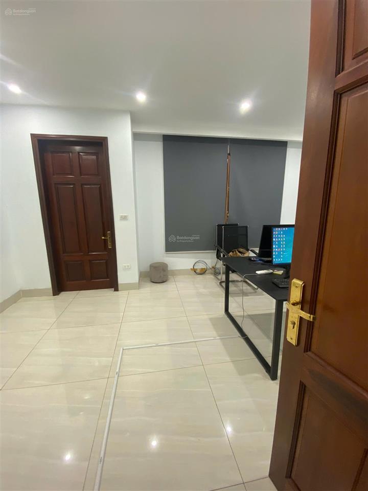 Cho thuê nhà liền kề kđt 90 nguyễn tuân, 75m * 5 tầng, giá 40 triệu,  0968 120 ***
