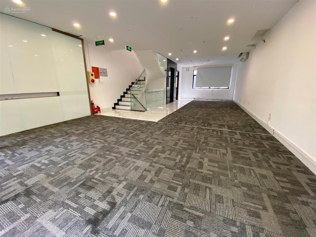Cho thuê nhà mặt phố trung văn vinaconex 3, dt 90m * 5 tầng giá 30 triệu,  0968 120 ***