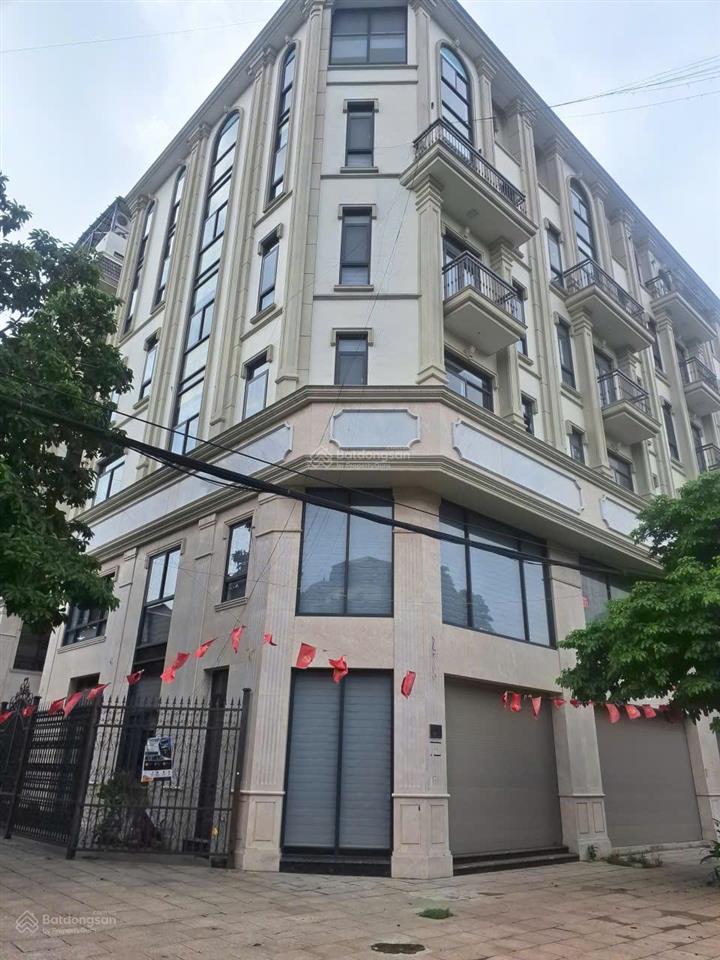 Cho thuê nhà lô góc him lam vạn phúc, dt 100m * 7 tầng, có thang máy, giá 52,5 triệu,  0968 120 ***