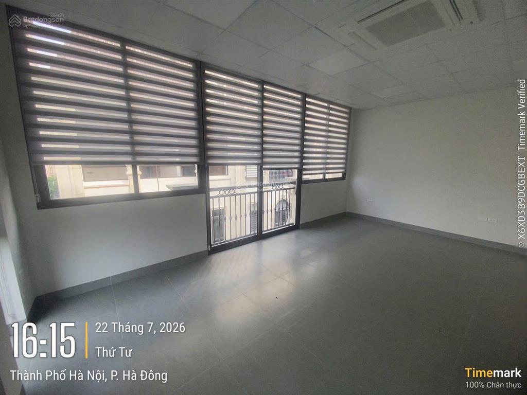 Cho thuê nhà lô góc him lam vạn phúc, dt 100m * 7 tầng, có thang máy, giá 52,5 triệu,  0968 120 ***