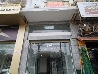 Cho thuê nhà mặt phố tố hữu 60m*5 tầng mặt tiền 5m, thông sàn, thang máy giá 35tr/th,  0968 120 ***