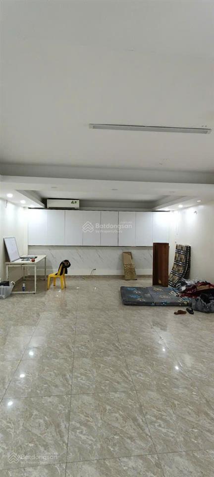 Cho thuê nhà mặt phố tố hữu 60m*5 tầng mặt tiền 5m, thông sàn, thang máy giá 35tr/th,  0968 120 ***