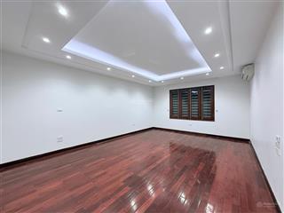 Cho thuê nhà ngõ 1 nguyễn hoàng tôn,tây hồ,dt 100m * 5 tầng,thang máy,giá 40 triệu, 0968 120 ***