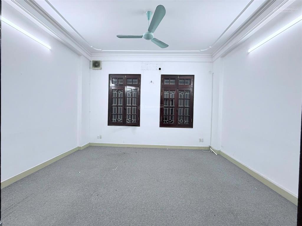 Cho thuê khu đô thị trung yên 11, trung hòa, cầu giấy, dt 90m * 5 tầng, giá 40 triệu,  0968 120 ***