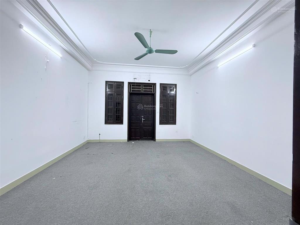Cho thuê khu đô thị trung yên 11, trung hòa, cầu giấy, dt 90m * 5 tầng, giá 40 triệu,  0968 120 ***