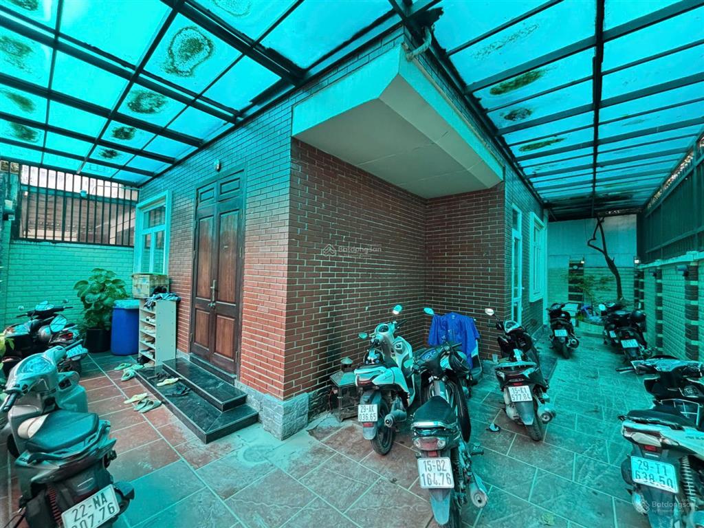 Cho thuê biệt thự làng việt kiều châu âu,mỗ lao hà đông dt 130m * 3 tầng,giá 35 triệu, 0968 120 ***