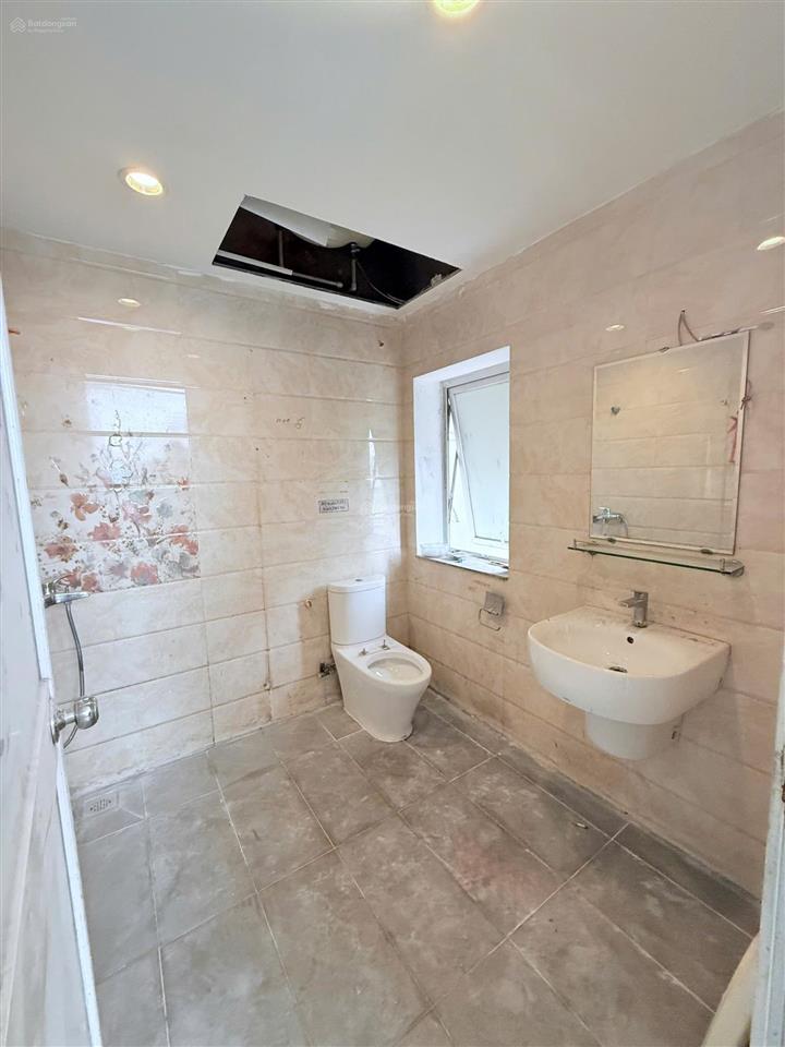 Cho thuê nhà biệt thự ngõ 18 phạm hùng, đất 140m xd 90m * 4 tầng, giá 37 triệu,  0968 120 ***