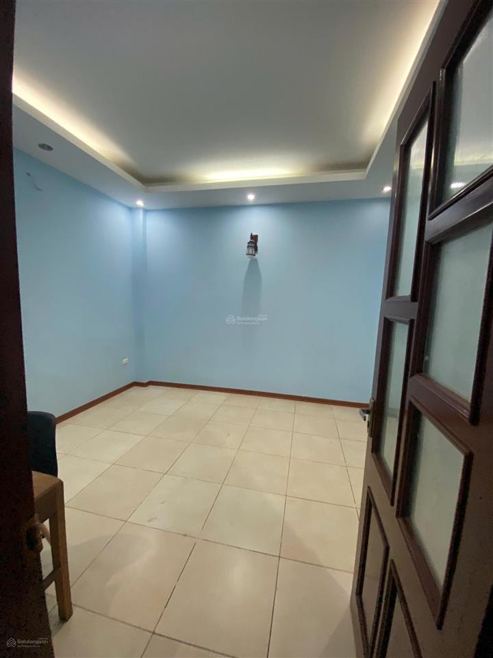 Cho thuê nhà ngõ 68 ngụy như kon tum, thanh xuân, dt 55m * 5 tầng, chia phòng, giá 24 triệu,
