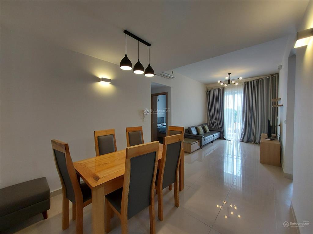 Cho thuê căn hộ 2pn, 70m2, giá chỉ 11 triệu, tại soho premier, bình thạnh, hcm