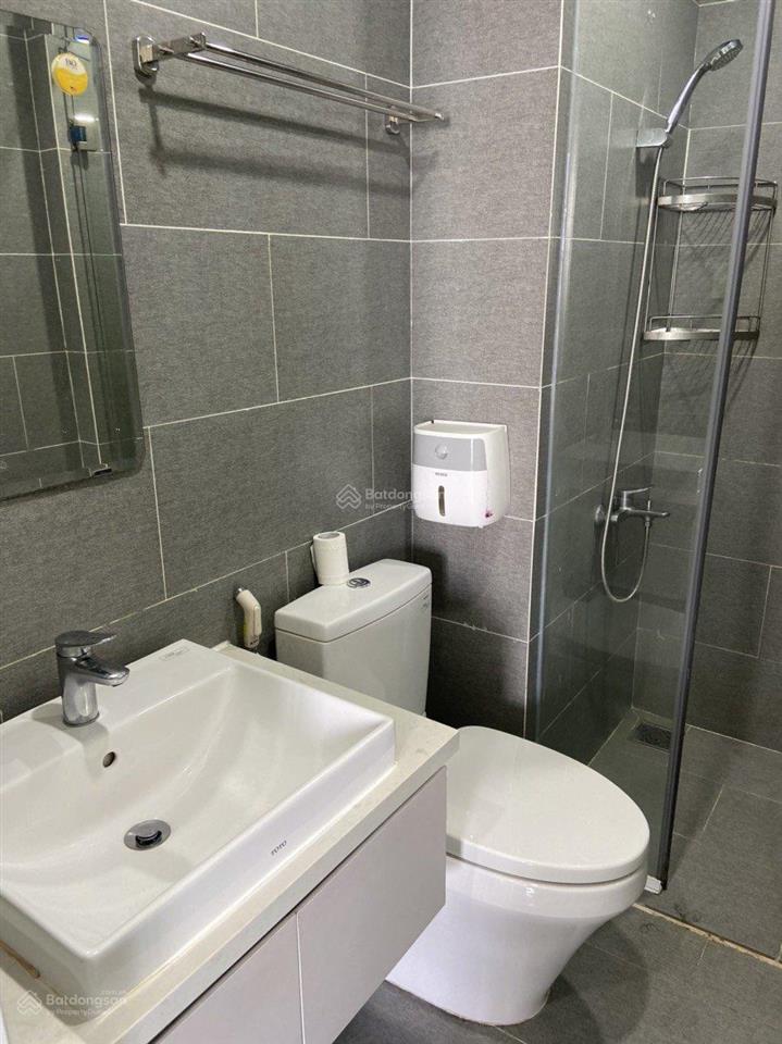 Tôi cần cho thuê gấp căn hộ dt 70m2, 2 phòng ngủ tại cc sunny plaza, 110 phạm văn đồng