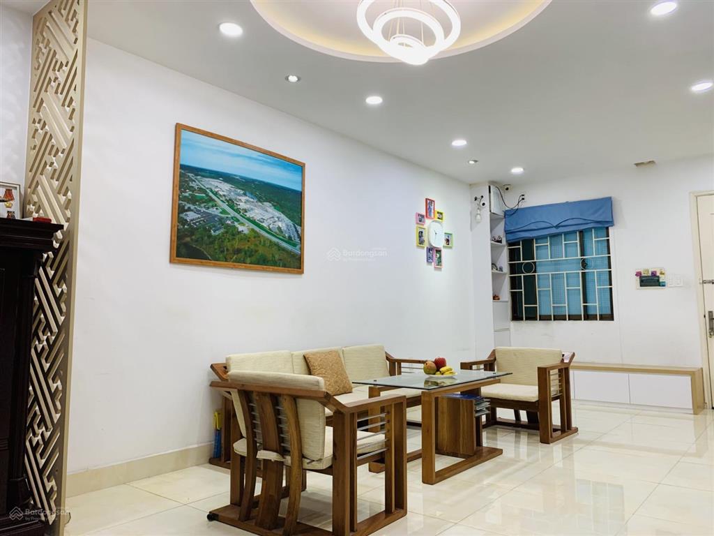 Cho thuê căn hộ 2pn/82m2 = 10 triệu tại chung cư cửu long, đ. nơ trang long