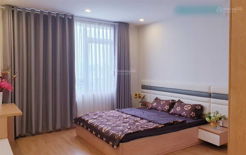 Tôi cần cho thuê chung cư ngô tất tố 2pn dt 70m2, quận bình thạnh.  0773 991 *** quân